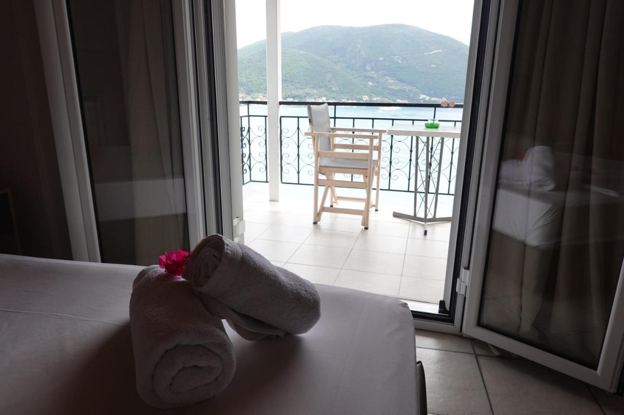 Sea Sound Aparthotel Vasiliki  Exterior photo